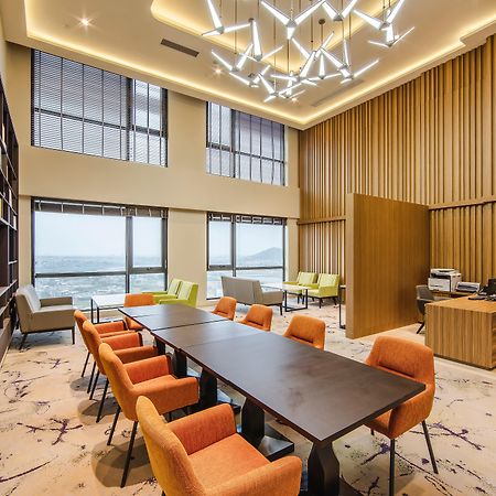 Holiday Inn Putian Xiuyu By Ihg ภายนอก รูปภาพ